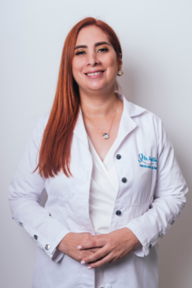 Dra.  Rosa Villacis